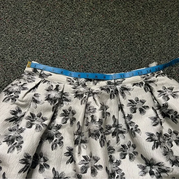 Metallic Silver & Black Flower Brocade Fabric Shimmery Fancy Cupcake Skirt Sz L